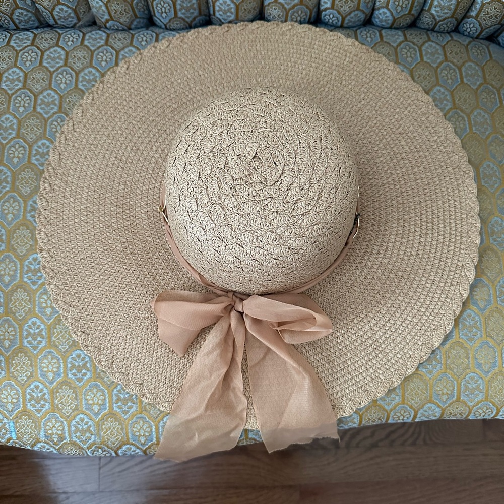 Lucky Brand Tan Straw Hat with Bow